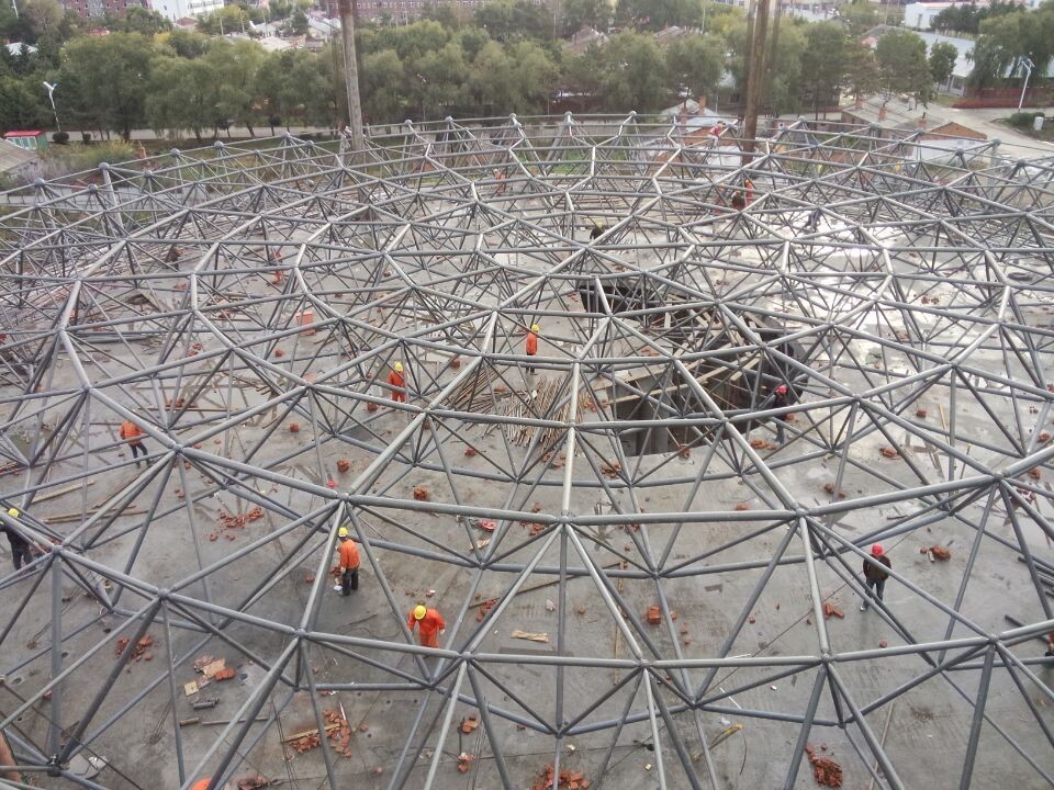 启东全民健身中心网架